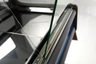 Lada chłodnicza z szybą prostą ukośną L-A1 - 6